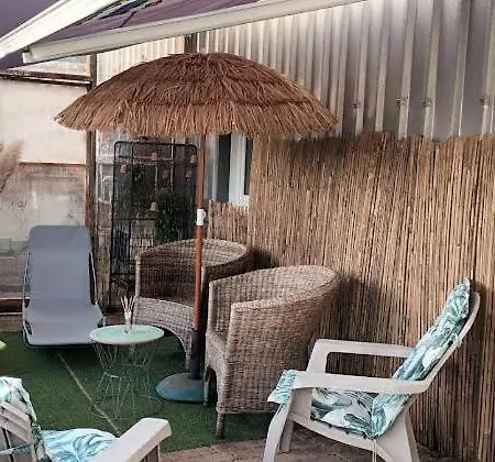 بيت للعطل Maison D'atelier *